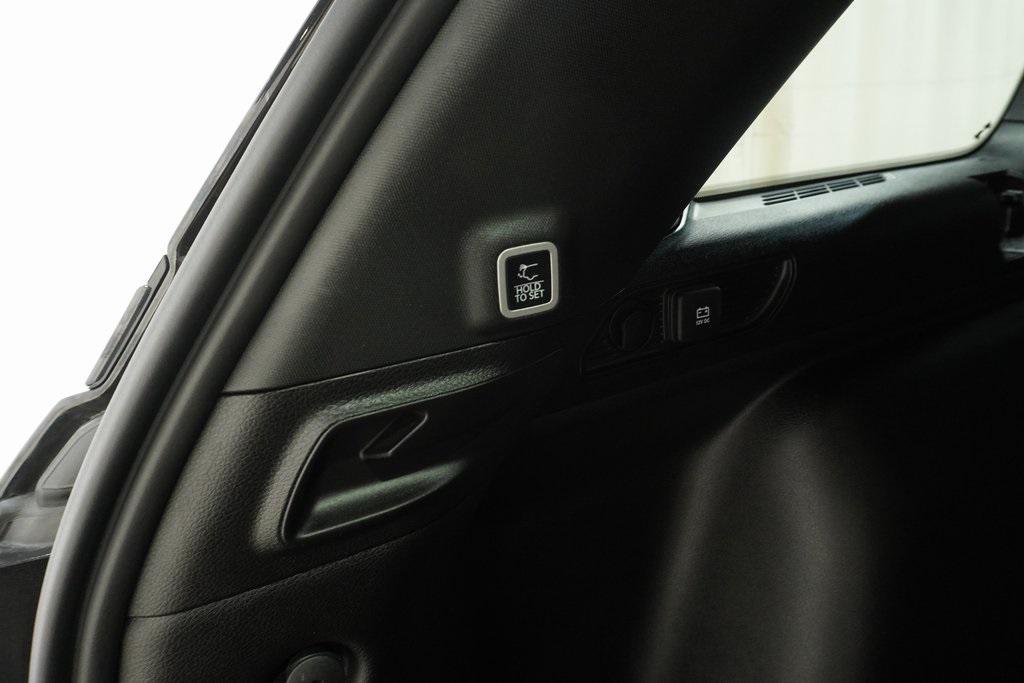 used 2025 Jeep Grand Cherokee car, priced at $43,550