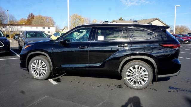 new 2024 Toyota Highlander Hybrid car, priced at $55,362