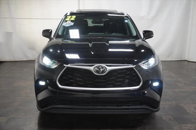 used 2022 Toyota Highlander car, priced at $37,990