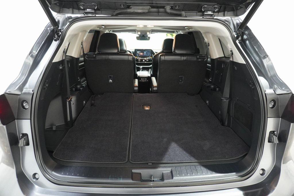 used 2023 Toyota Highlander car, priced at $36,990