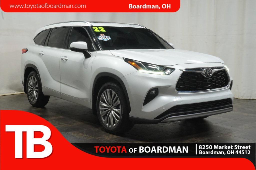 used 2022 Toyota Highlander car, priced at $39,990