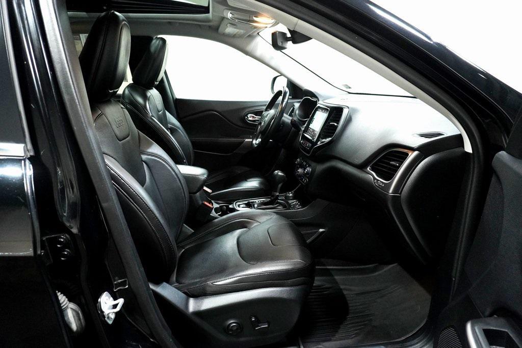 used 2019 Jeep Cherokee car, priced at $14,990