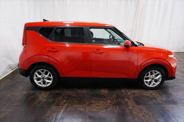 used 2021 Kia Soul car, priced at $13,990