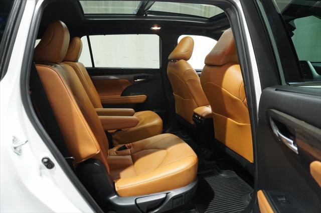 used 2023 Toyota Highlander car, priced at $38,990