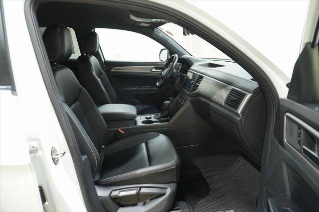 used 2020 Volkswagen Atlas Cross Sport car, priced at $24,990