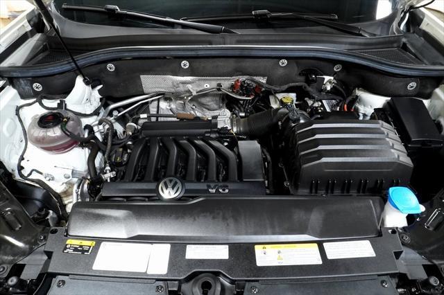 used 2020 Volkswagen Atlas Cross Sport car, priced at $24,990