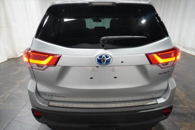 used 2019 Toyota Highlander Hybrid car, priced at $34,550