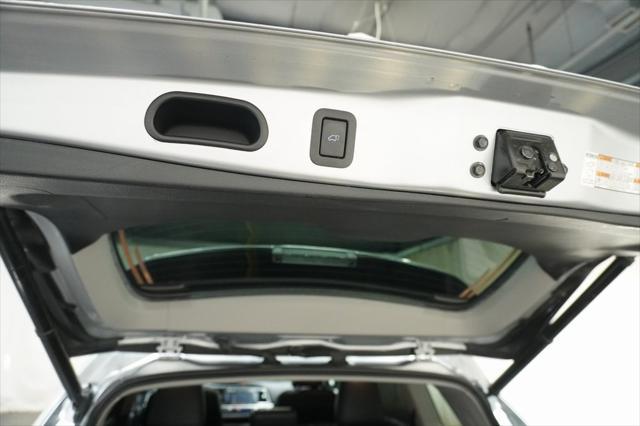 used 2016 Toyota Highlander car, priced at $19,990