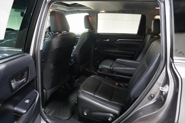 used 2014 Toyota Highlander car, priced at $19,990