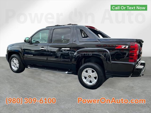 used 2013 Chevrolet Avalanche car, priced at $14,450