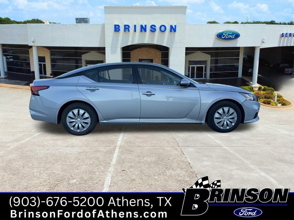 used 2019 Nissan Altima car, priced at $5,998