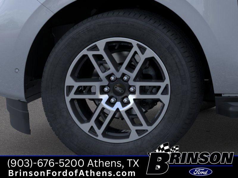 new 2025 Ford Expedition car, priced at $67,470