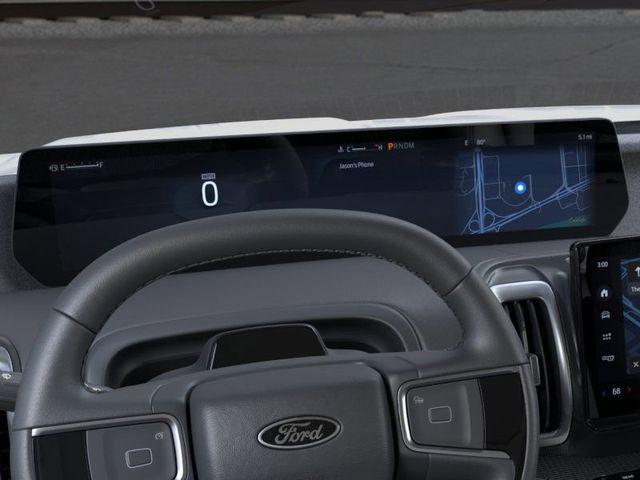 new 2025 Ford Expedition car, priced at $76,928