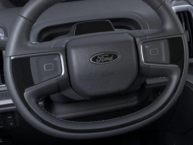 new 2025 Ford Expedition car, priced at $76,928