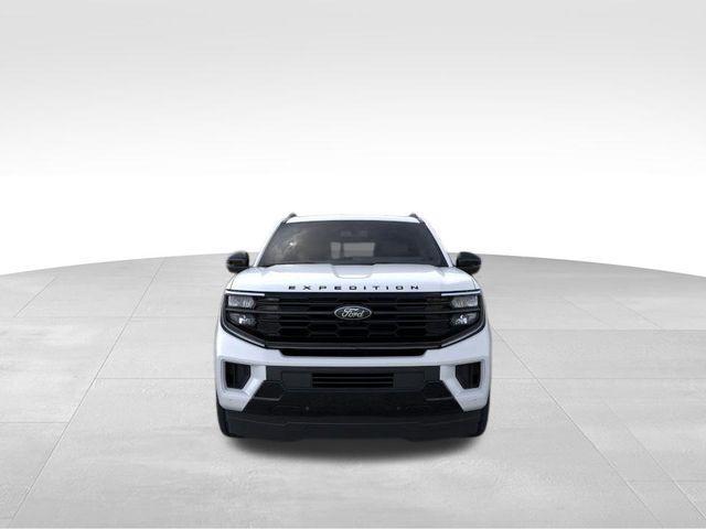 new 2025 Ford Expedition car, priced at $76,928