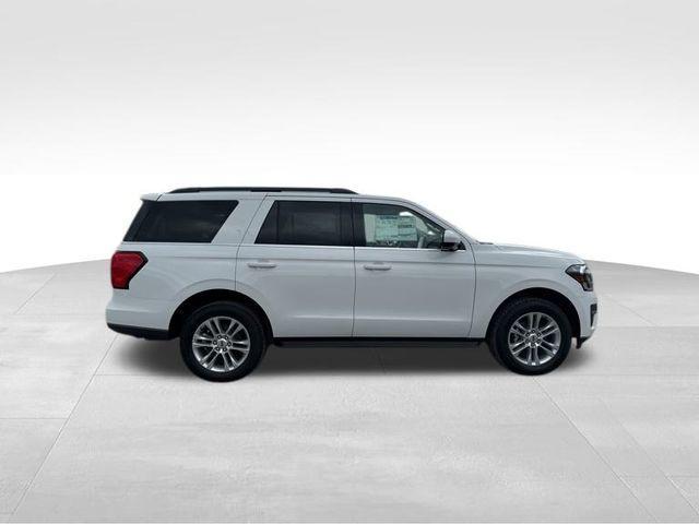 new 2024 Ford Expedition car, priced at $62,685