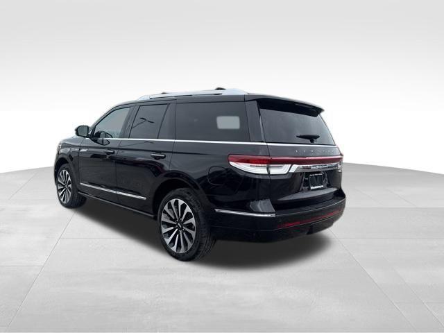 used 2023 Lincoln Navigator car, priced at $55,984
