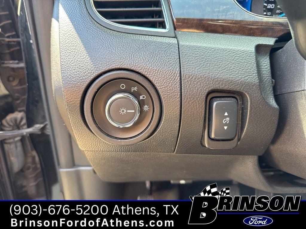 used 2013 Ford Taurus car, priced at $6,981