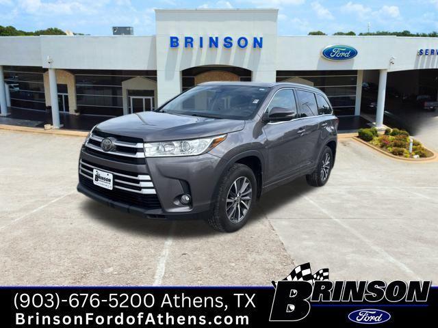 used 2017 Toyota Highlander car, priced at $16,972