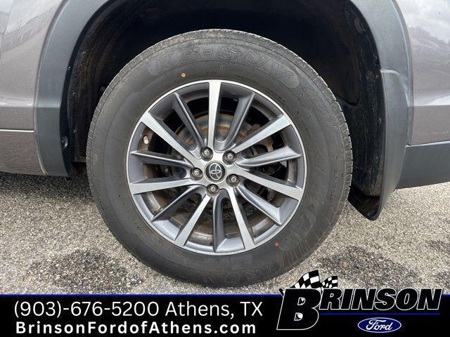 used 2017 Toyota Highlander car, priced at $16,972