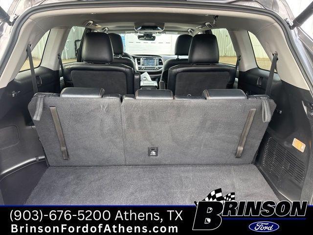 used 2017 Toyota Highlander car, priced at $16,972