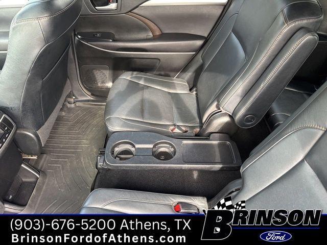 used 2017 Toyota Highlander car, priced at $16,972