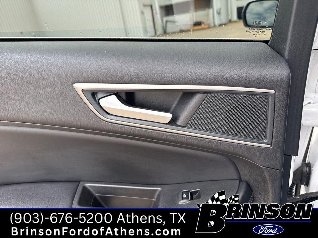 used 2024 Ford Edge car, priced at $23,370