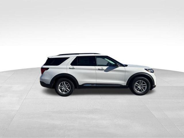 new 2025 Ford Explorer car, priced at $37,996