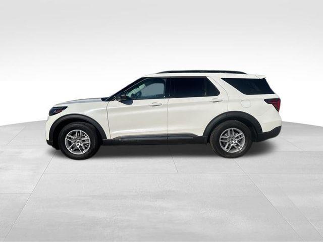 new 2025 Ford Explorer car, priced at $37,996