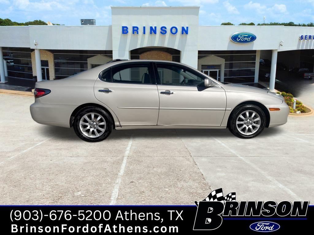 used 2002 Lexus ES 300 car, priced at $11,981