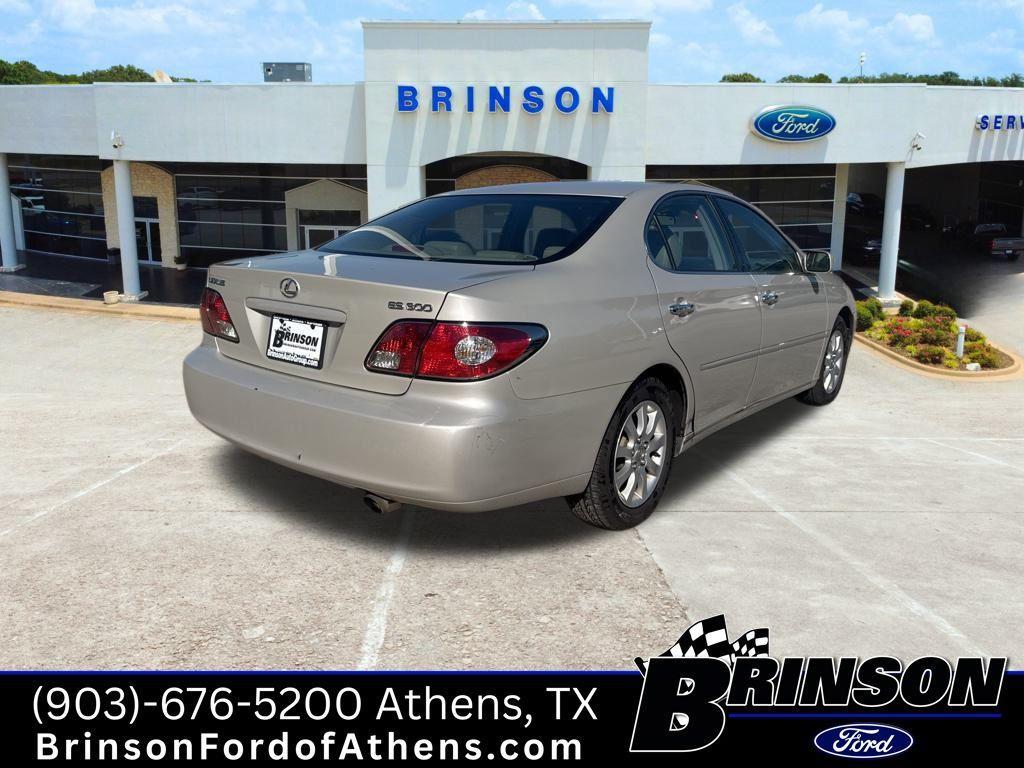used 2002 Lexus ES 300 car, priced at $11,981