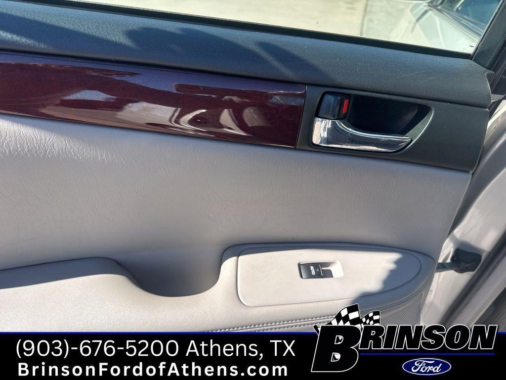 used 2002 Lexus ES 300 car, priced at $11,981