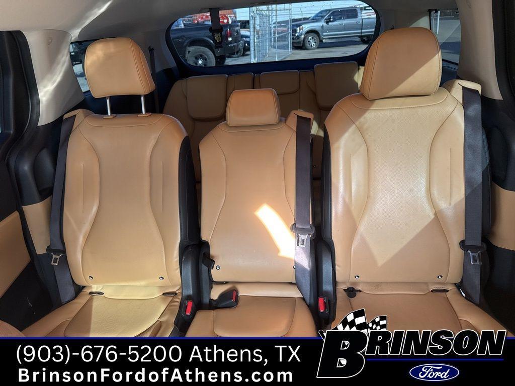 used 2024 Kia Carnival car, priced at $34,491