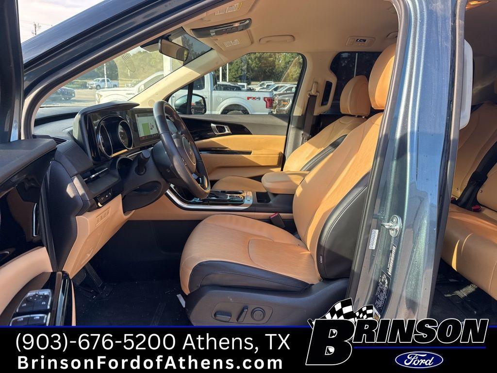 used 2024 Kia Carnival car, priced at $34,491