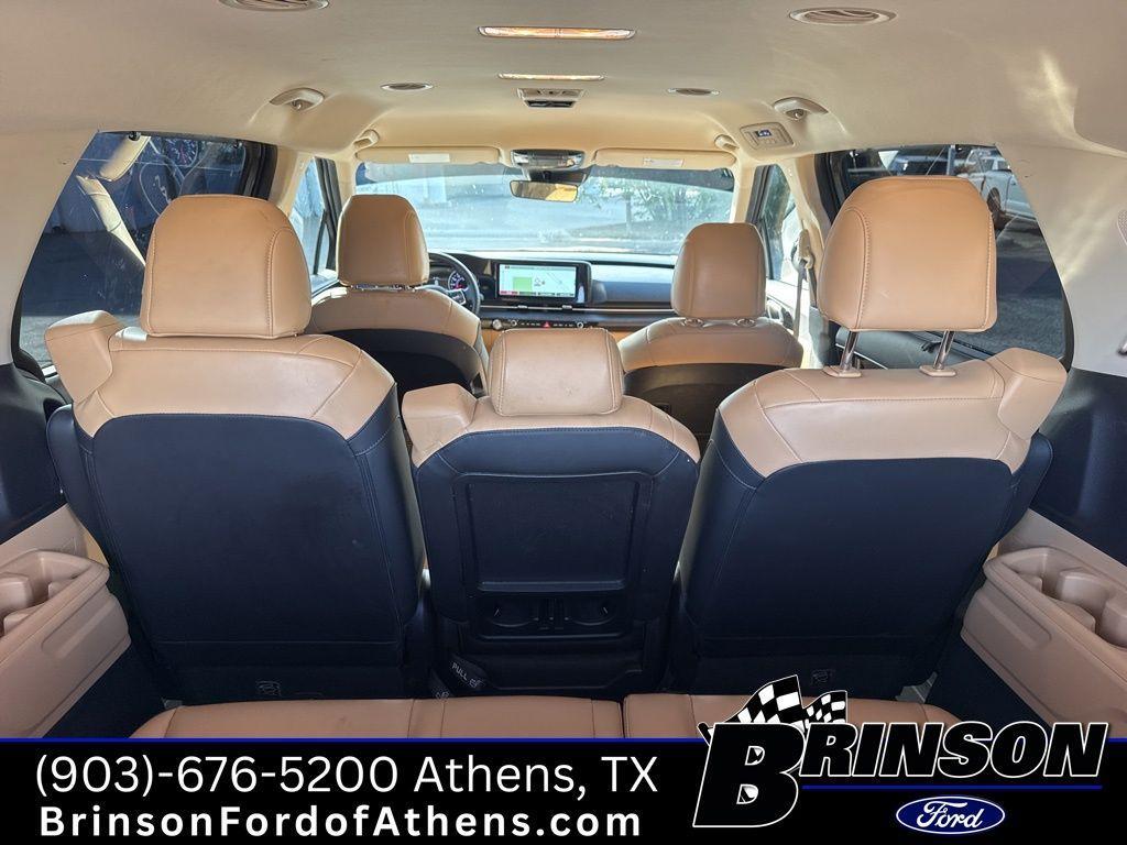 used 2024 Kia Carnival car, priced at $34,491