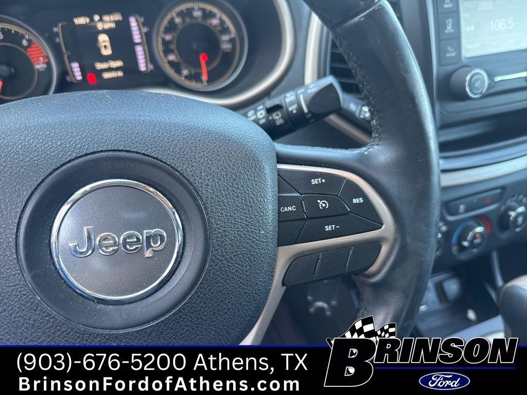 used 2018 Jeep Cherokee car, priced at $13,881