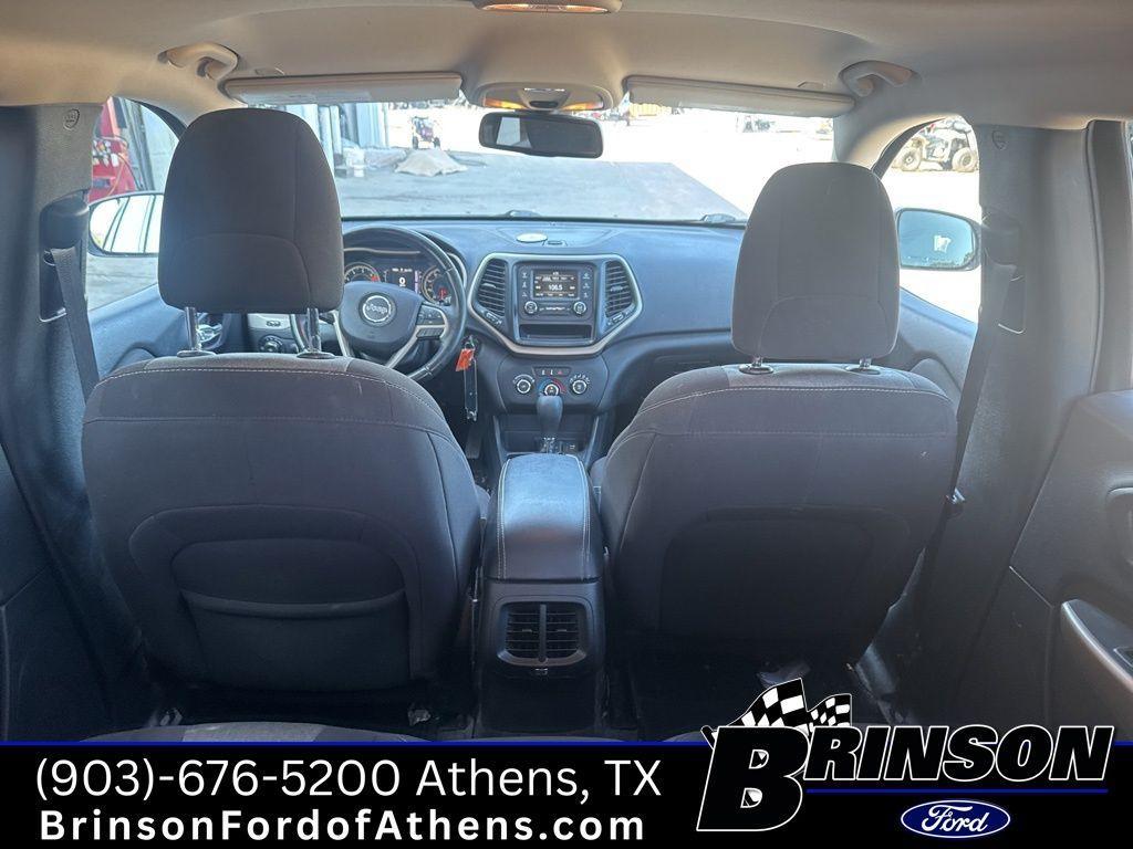 used 2018 Jeep Cherokee car, priced at $13,881