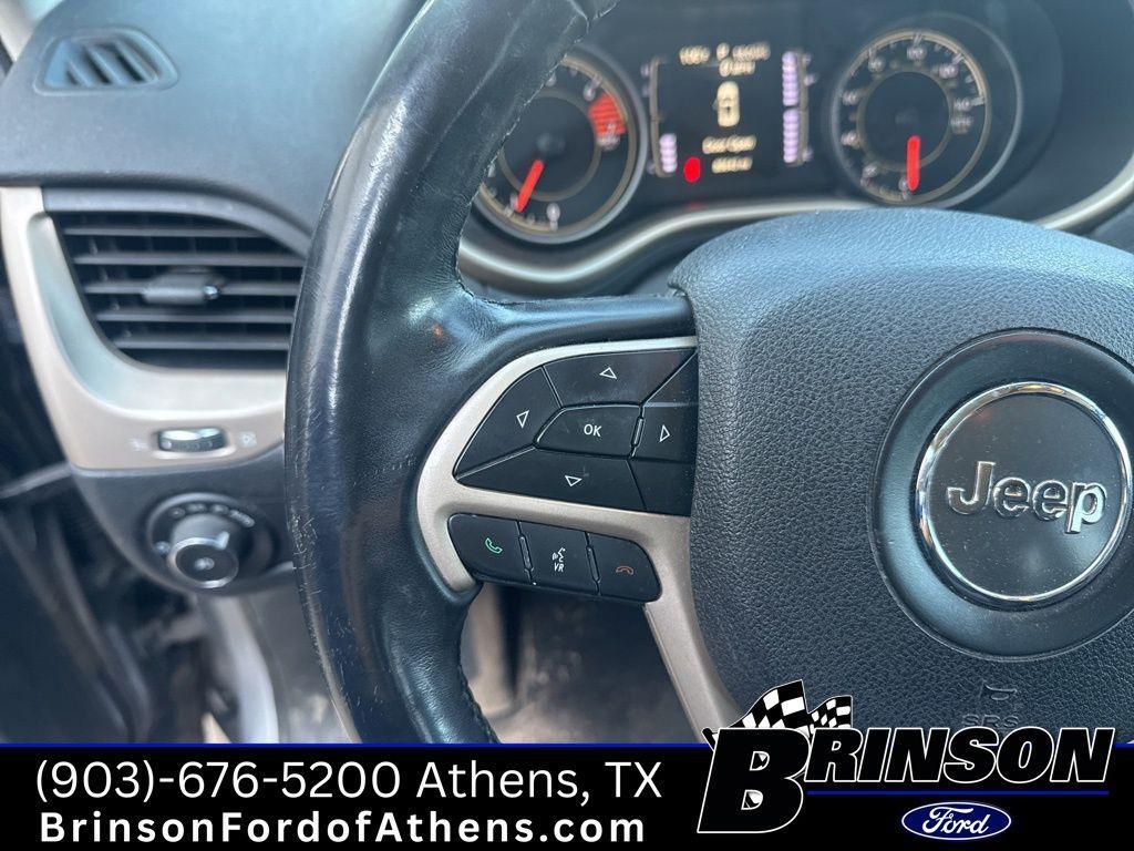used 2018 Jeep Cherokee car, priced at $13,881