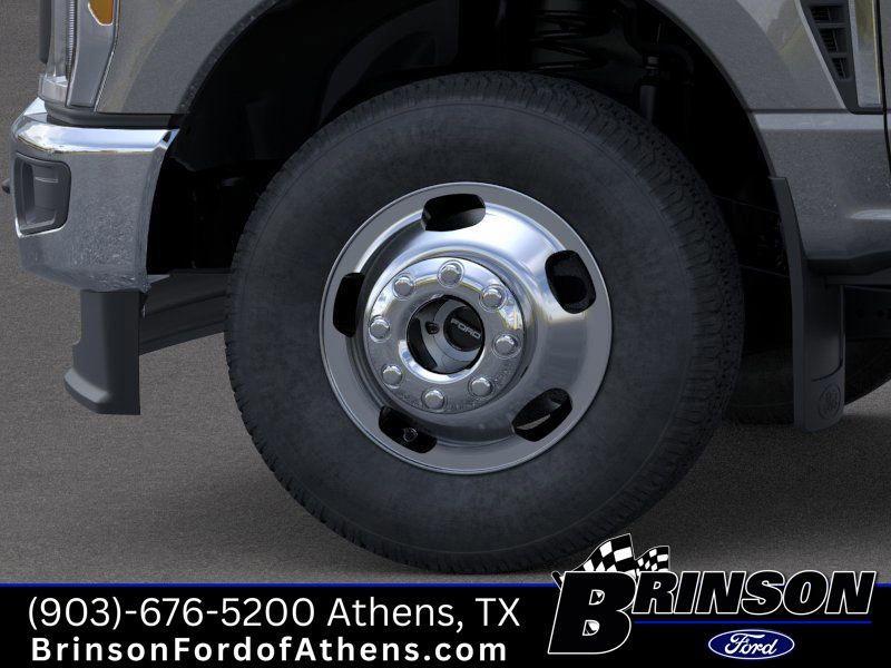 new 2025 Ford F-350 car, priced at $64,440