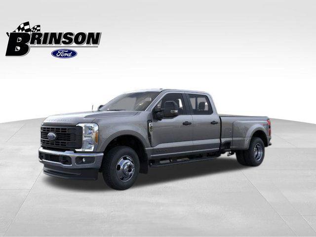 new 2025 Ford F-350 car, priced at $64,440