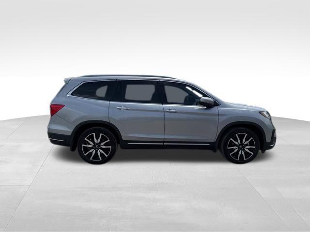 used 2022 Honda Pilot car, priced at $35,591