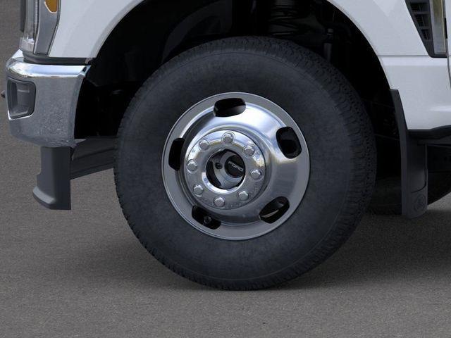 new 2025 Ford F-350 car, priced at $68,493