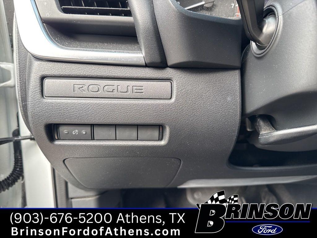 used 2022 Nissan Rogue car, priced at $19,582