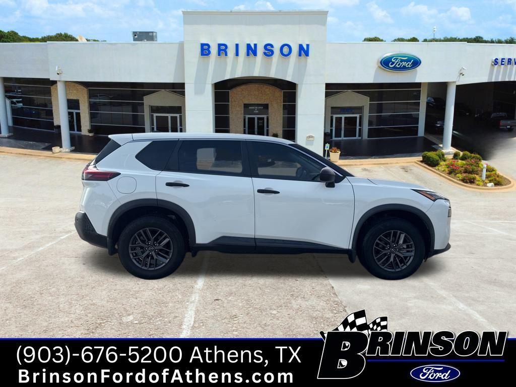 used 2022 Nissan Rogue car, priced at $19,582