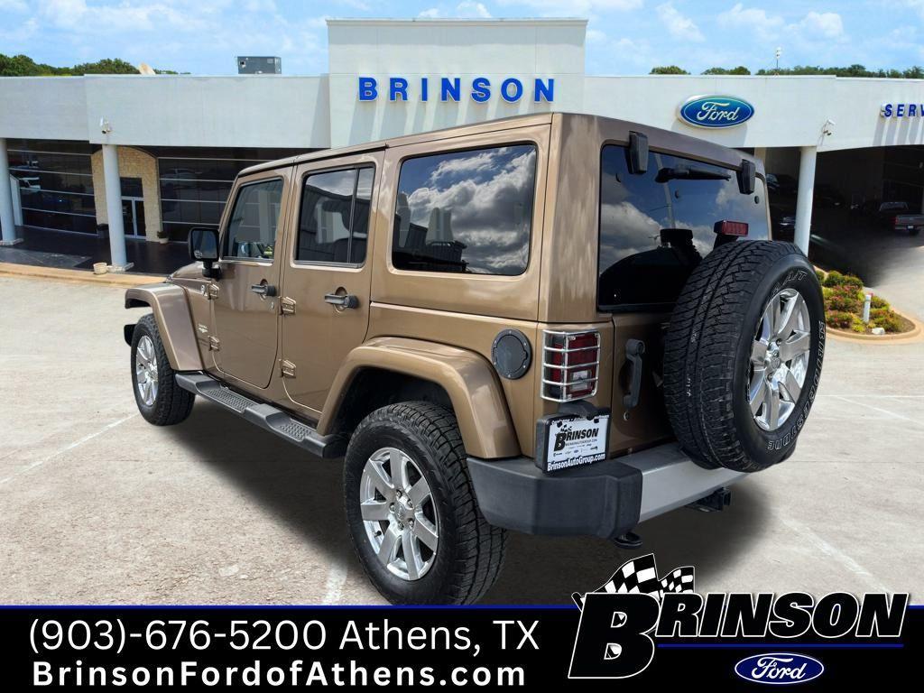 used 2015 Jeep Wrangler Unlimited car, priced at $19,092