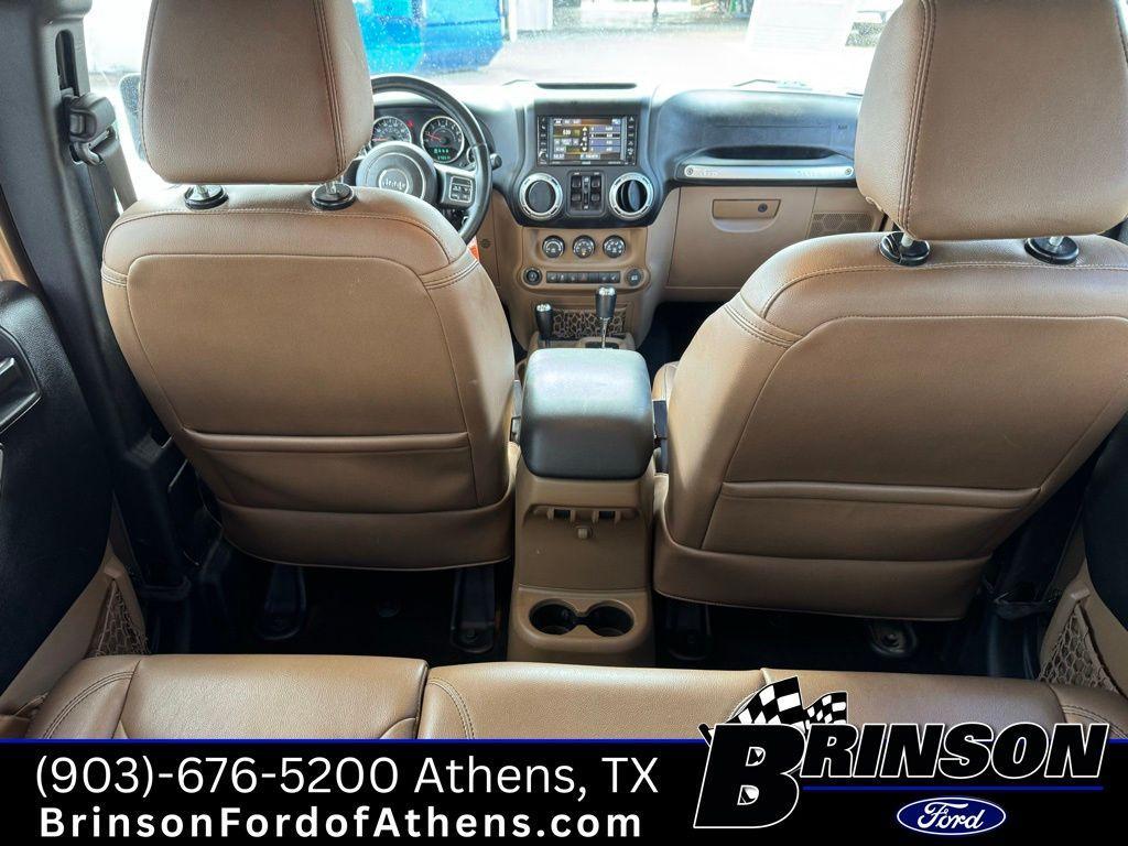 used 2015 Jeep Wrangler Unlimited car, priced at $19,092