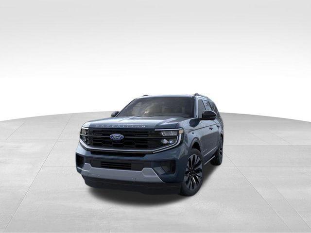 new 2025 Ford Expedition car, priced at $76,684