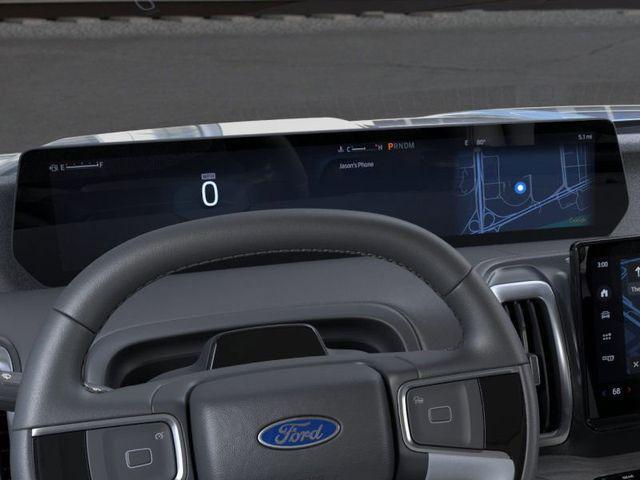 new 2025 Ford Expedition car, priced at $76,684