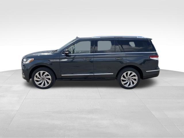 new 2024 Lincoln Navigator car, priced at $102,494