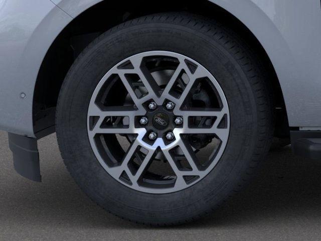new 2025 Ford Expedition car, priced at $69,205